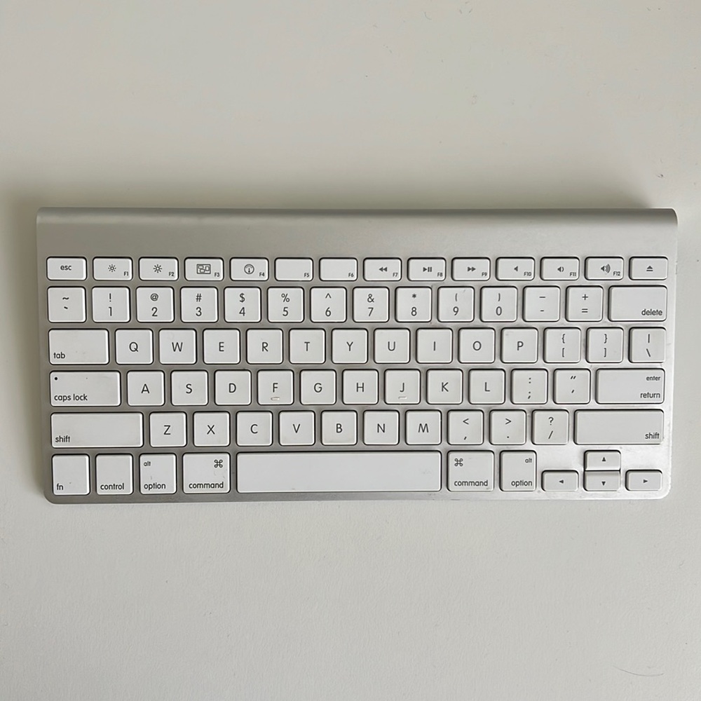 Apple keyboard